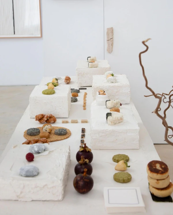 Trend: Minimalist Grazing Tables