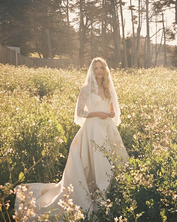 10 Wedding Dress Shopping Mistakes Brides Make (and How to Avoid Them)
