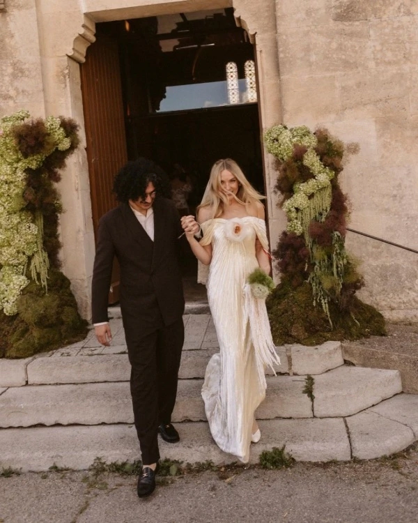 Do You Really Need a Bridal Party?
