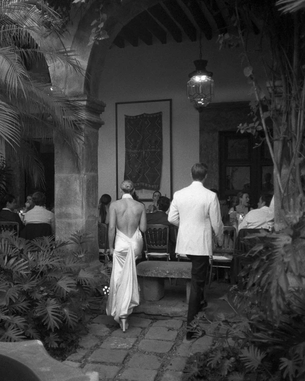25 Key Factors to Consider Before Booking Your Wedding Venue