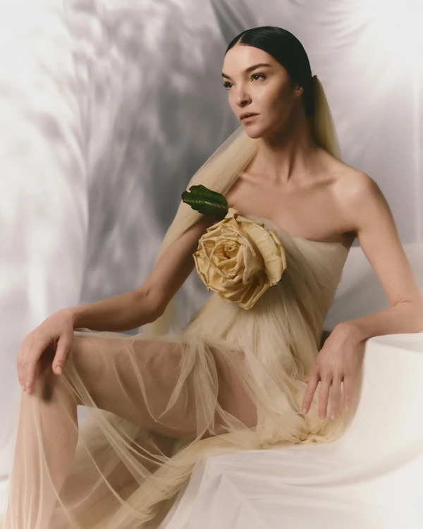 The Chicest Trends from the Spring '25 Bridal Collections