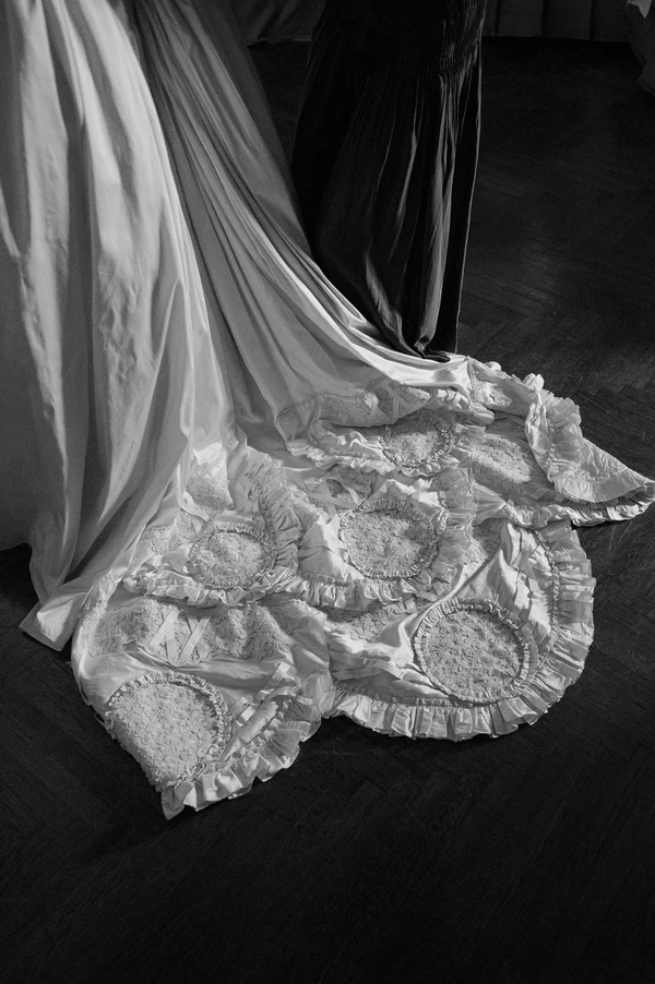 Vintage-Inspired Couture Takes Center Stage at This Chicly Curated Castle Wedding in Rome