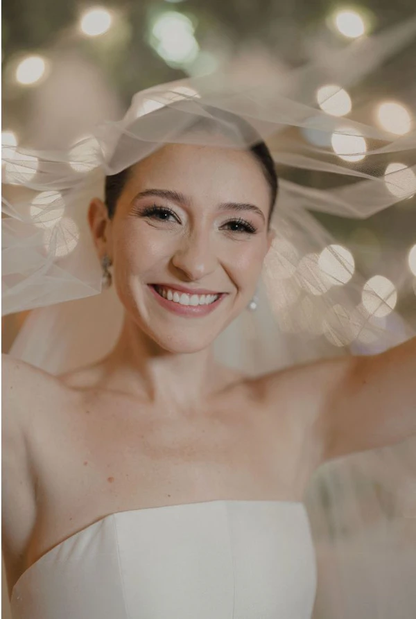 Mariana Astua, wedding beauty in Costa Rica, Central America — portfolio photo 4