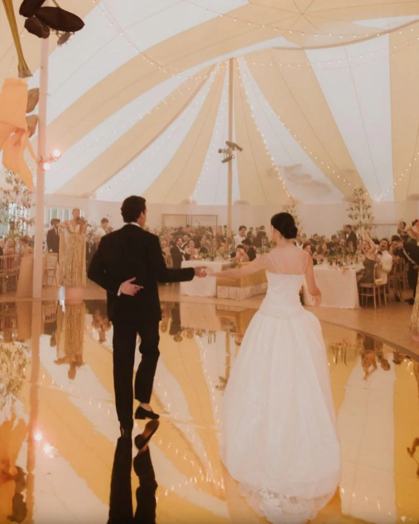 40 Surrealist Decor Ideas to Create a Dreamlike Celebration