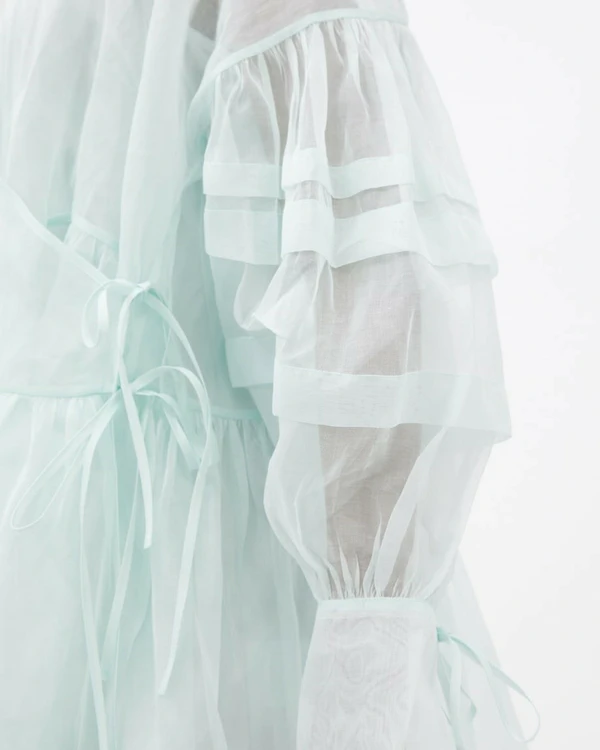 Here Are Summer Maternity Dresses For Wedding Guests