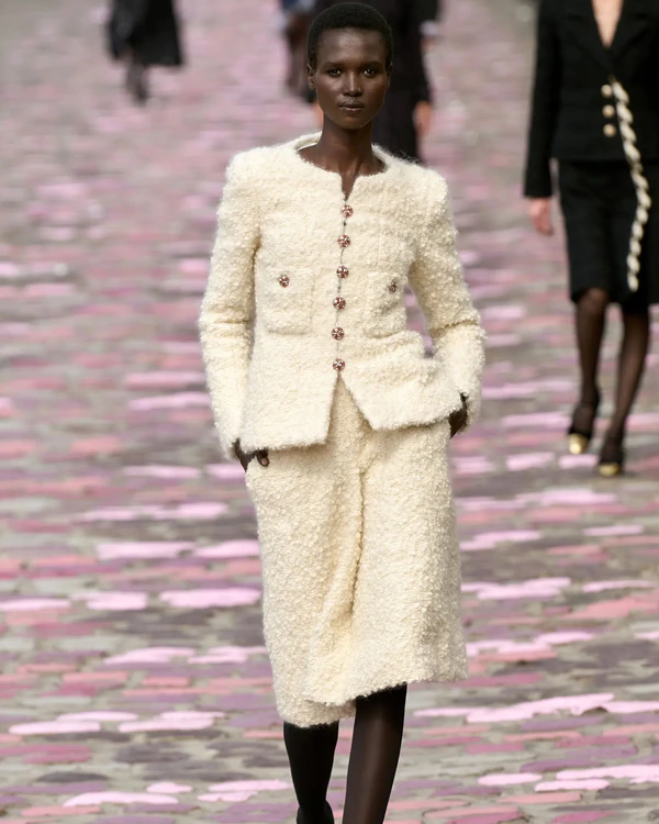 Paris Haute Couture Fashion Week F/W 2023: 40 Looks to Inspire the Modern Bride