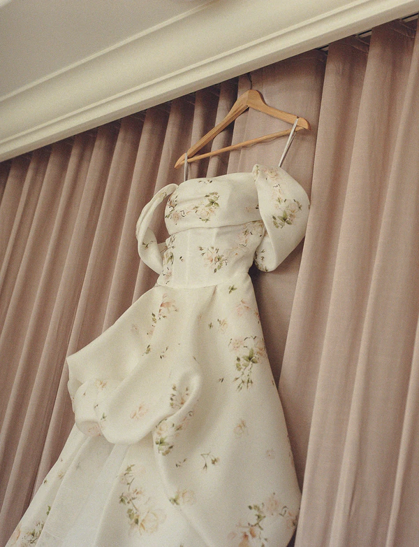 Actress Corinne Foxx Marries in Monique Lhuillier for a Fairytale Californian Wedding