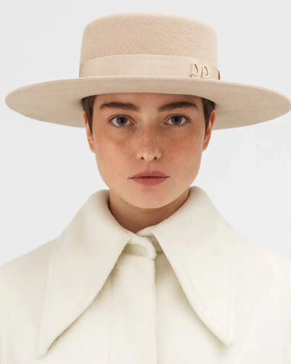 Where to Find Bridal Hats: 10 Elegant Options