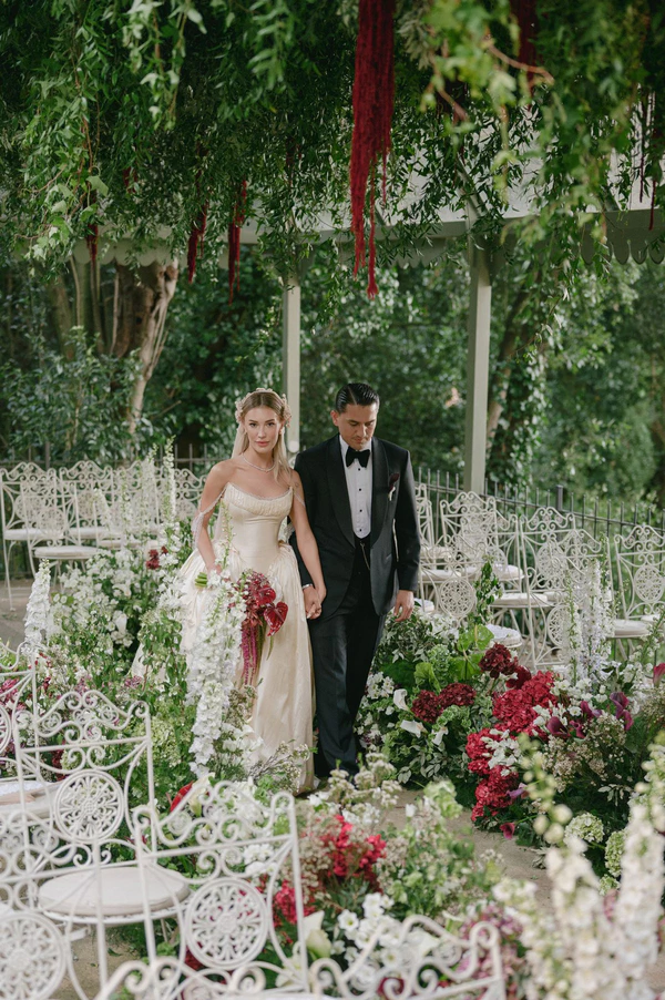 Vintage-Inspired Couture Takes Center Stage at This Chicly Curated Castle Wedding in Rome