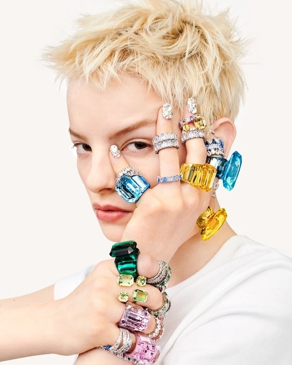 Color Your Love: The Ultimate Guide to Engagement Ring Gemstones — photo 1