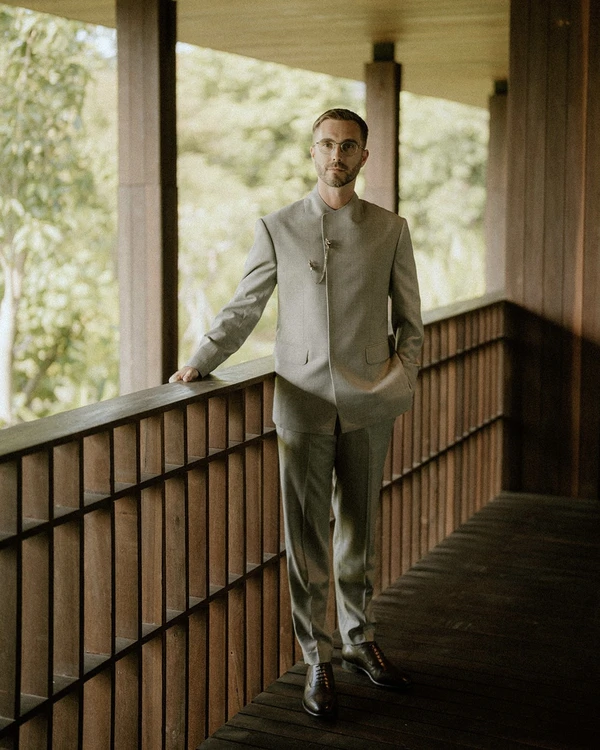 A Chic & Spiritual Beach Wedding on the Tropical Shores of Bali