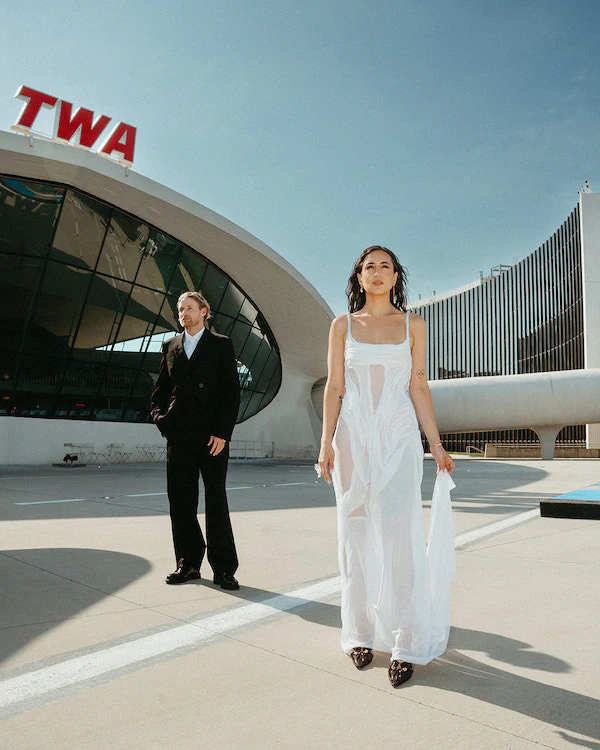 A Chic Wedding at a Retro New York City Airport