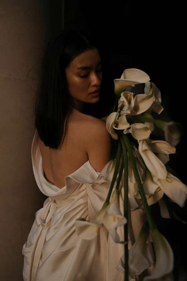 A Symphony of Silk, Light and Blooms