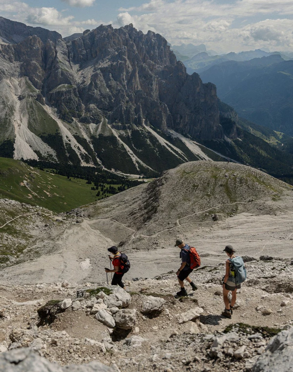 <a href="https://www.instagram.com/p/DdBWKxhD0nc/?hl=en&img_index=1">Cyprianerhof Dolomit</a>