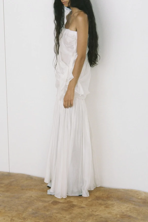 <a href="https://www.instagram.com/p/DI8ubFQt0fc/?hl=en">The Garment</a>