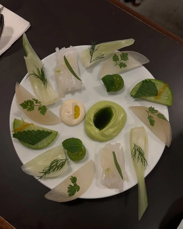 Pinterest Predicts: 9 Wedding Cake & Food Trends Set to Define 2026