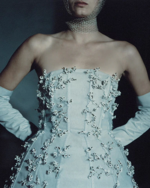 10 Ways to Style-Up Your Wedding Dress from Ceremony to Reception