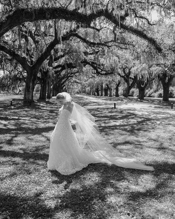 "I value how couples experience their wedding day above all else" – Julia Wade