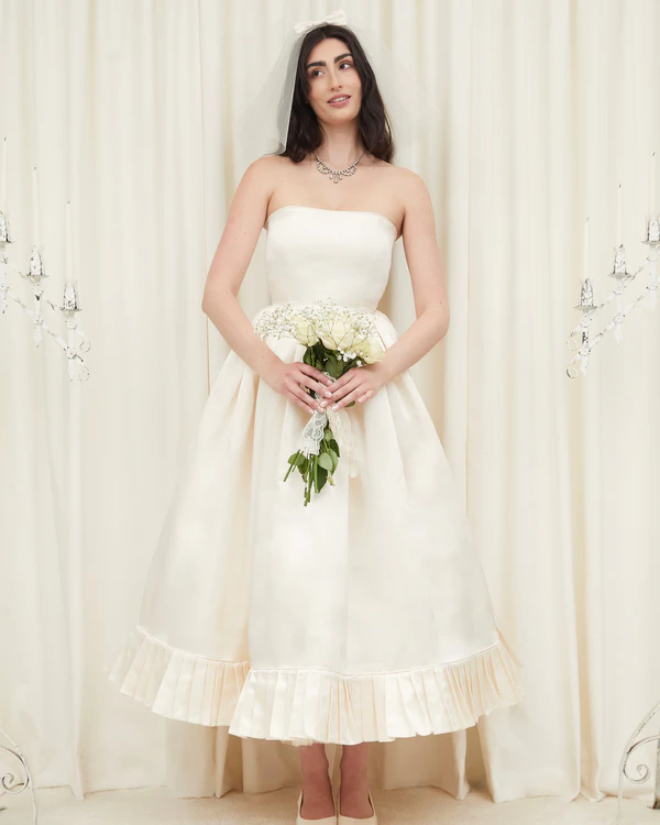 The Chicest Trends from the Spring '25 Bridal Collections
