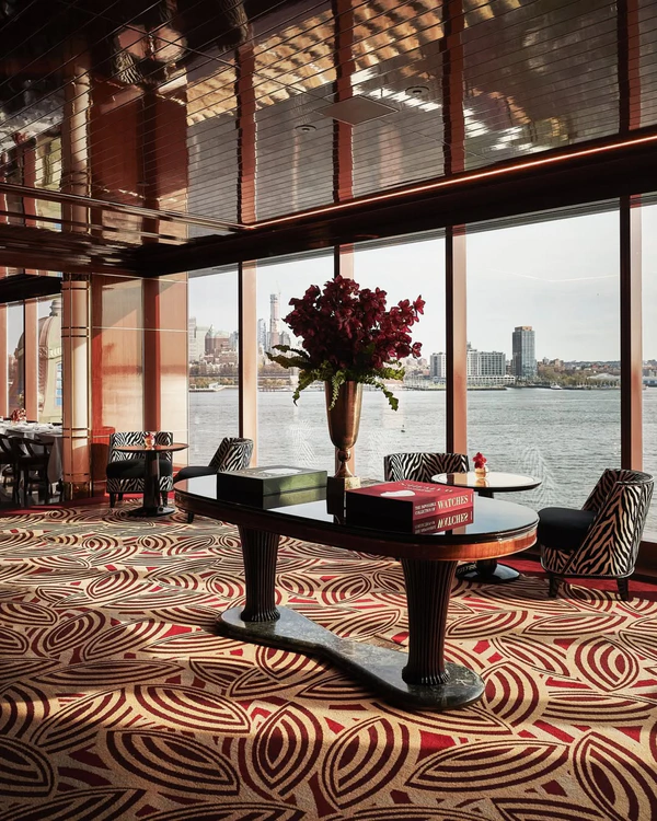 <a href="https://www.instagram.com/casaciprianinyc/p/DLUx4WEpg9Y/" target="_blank">Casa Cipriani</a>, Photography: <a href="https://www.instagram.com/simontchoukriel/">Simon Tchoukriel</a>