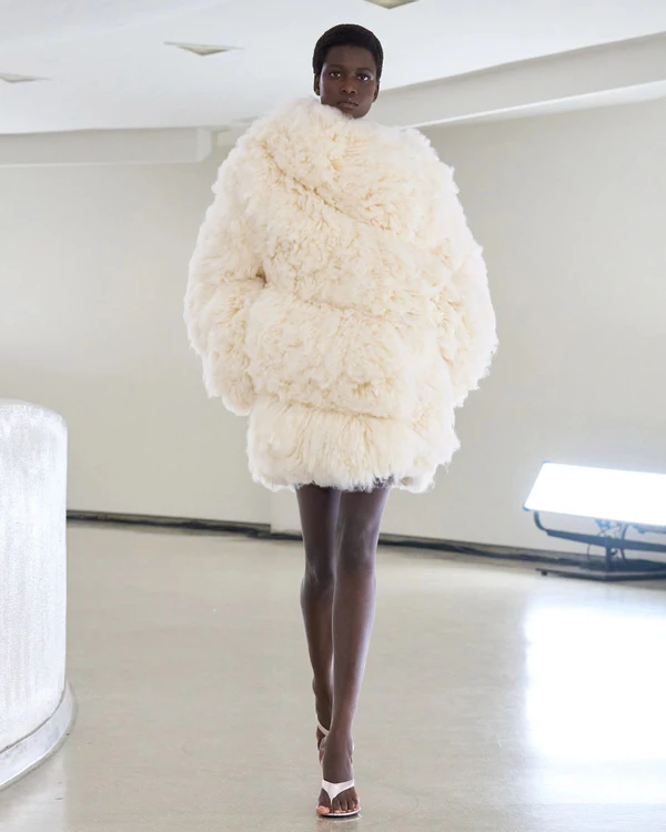70 Looks from the SS25 RTW Runways for the Fashion Bride