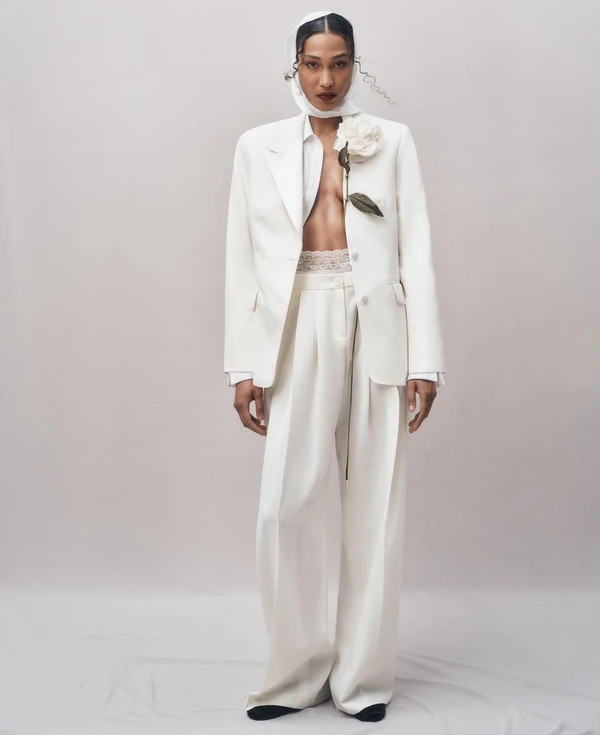 30 Trendy Bridal Looks Under $1,000