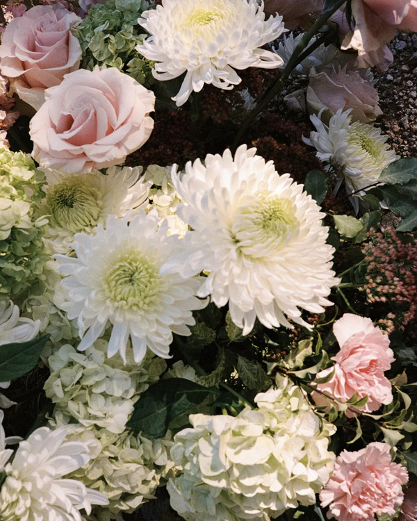 A Unique Fusion of Italian, Spanish & Chinese Cultures in this Chic Madrid Garden Wedding