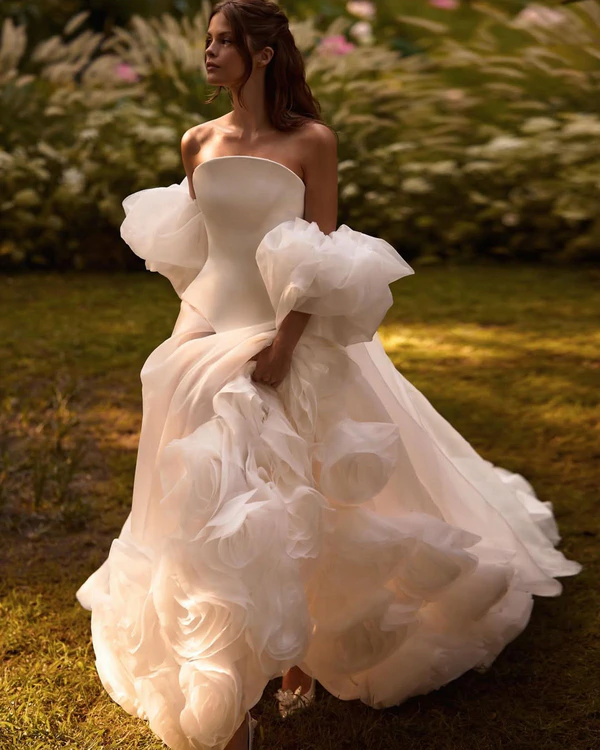27 Best Bridal Designers in Europe