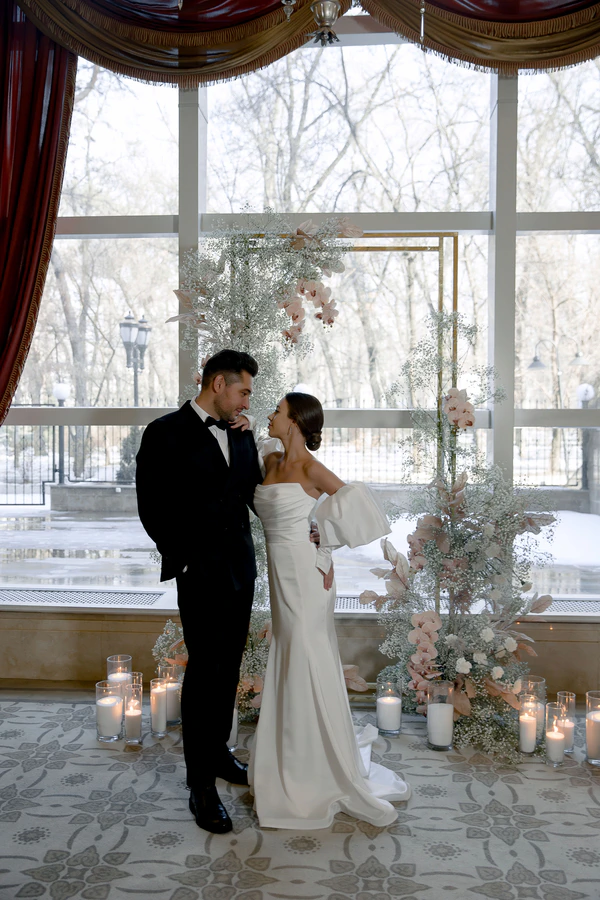Creative Showcase with Minimalistic Decor from Mon Cheri Wedding Agency