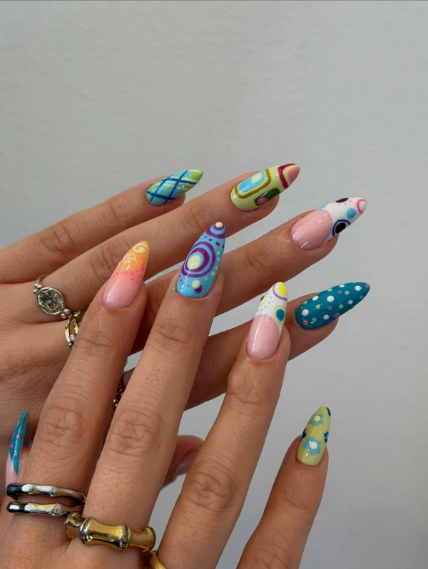 <a href="https://www.instagram.com/p/DWTS4uul_CS/?img_index=1">Lilux Nails</a>