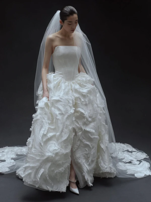 25 Best Bridal Designers Around The World