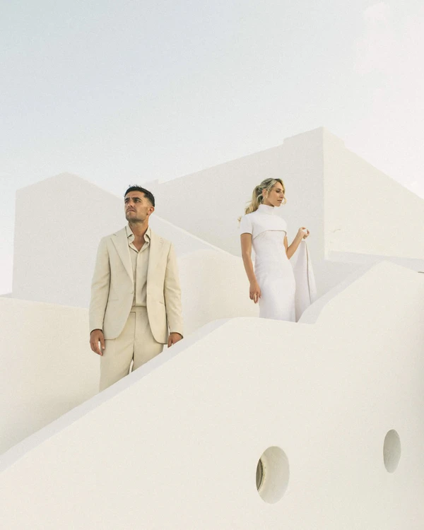 A Minimalist Seaside Wedding on the Breathtaking Island of Panarea, Sicily — photo 1