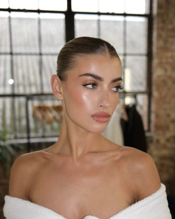 13 Holy Grail Beauty Products Top Bridal Makeup Artists Swear By