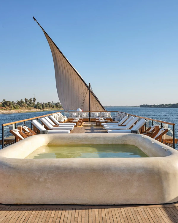Planning the Perfect Honeymoon on the Nile: Where to Cruise, Stay, and Explore