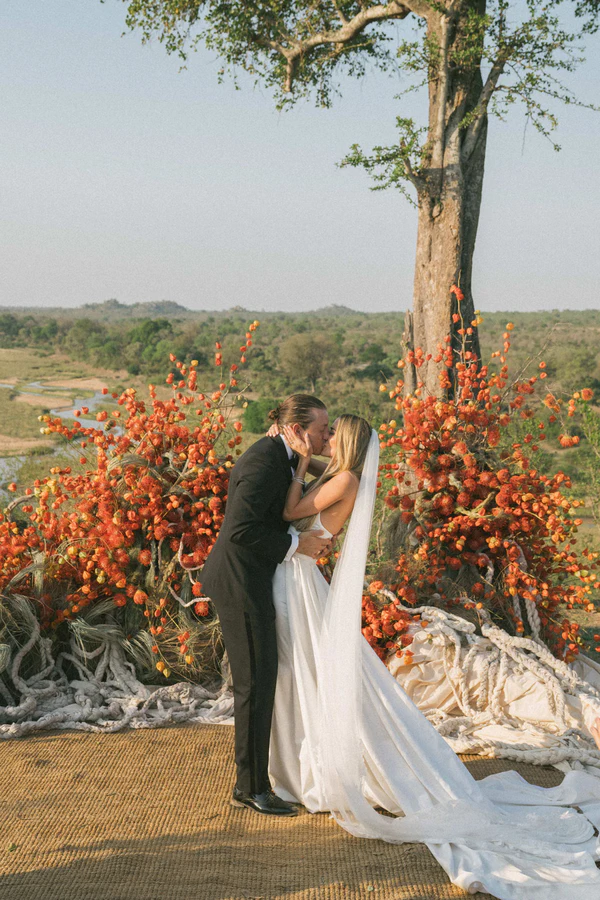 A Wildly Romantic Safari Wedding Weekend in the Heart of South Africa