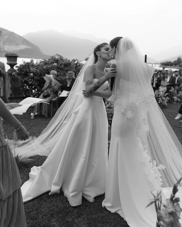 Same-Sex Wedding: Brides Outfit Ideas