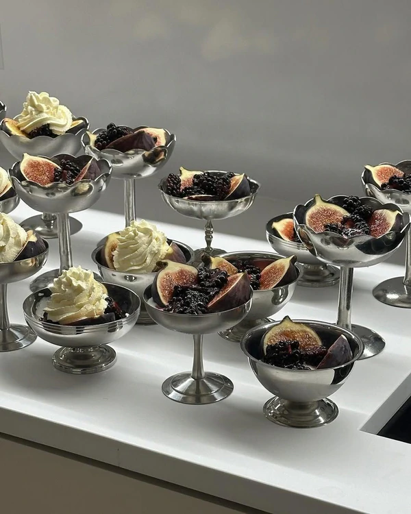 45 Creative Ways to Style & Display Food at Your Wedding