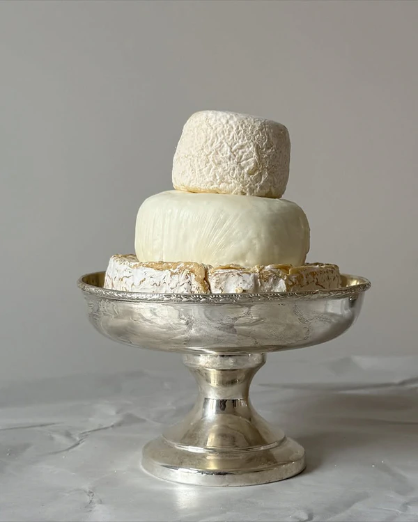 45 Creative Ways to Style & Display Food at Your Wedding