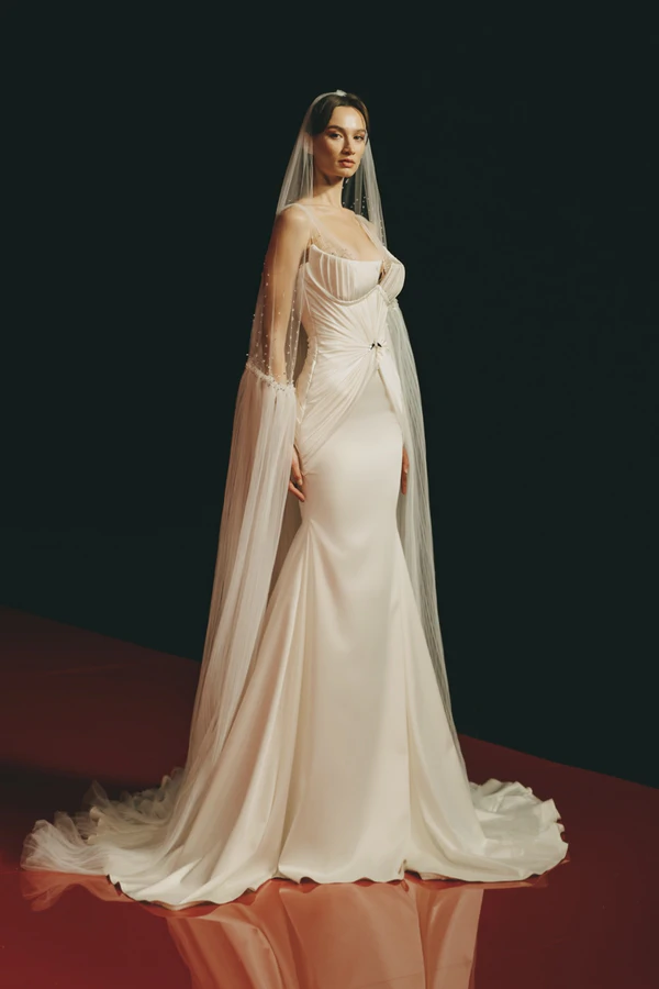 Best Wedding Dress Styles for Hourglass Body