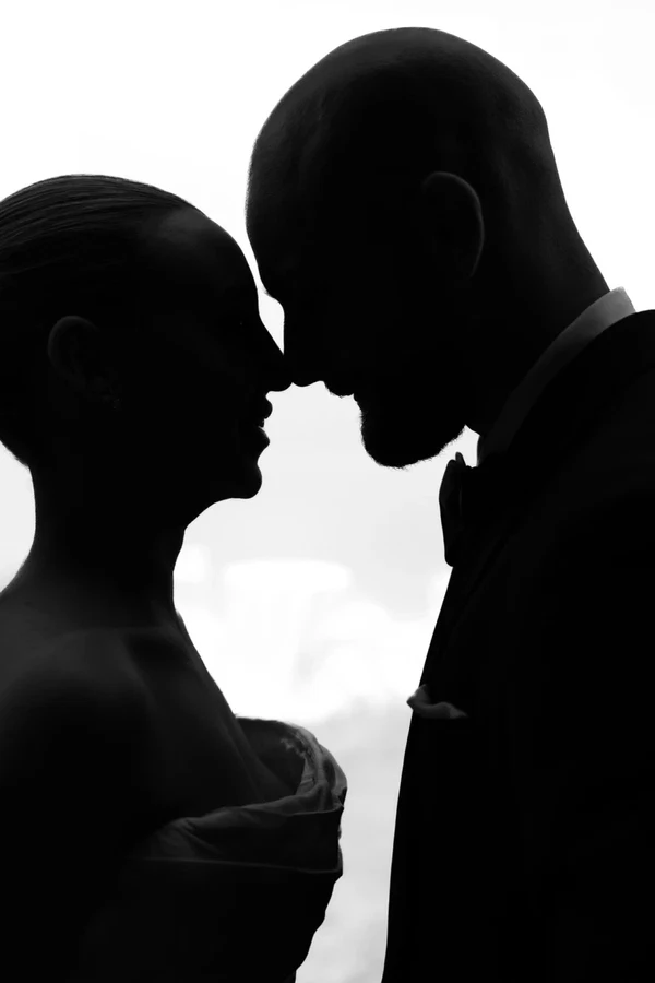 <a href="https://www.instagram.com/reinevoi/">Reinevoi</a>, Photography: <a href="https://www.instagram.com/siempreweddings/">Siempre Weddings</a>