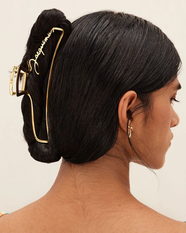 Hair Accessories to Complement Your Wedding Look