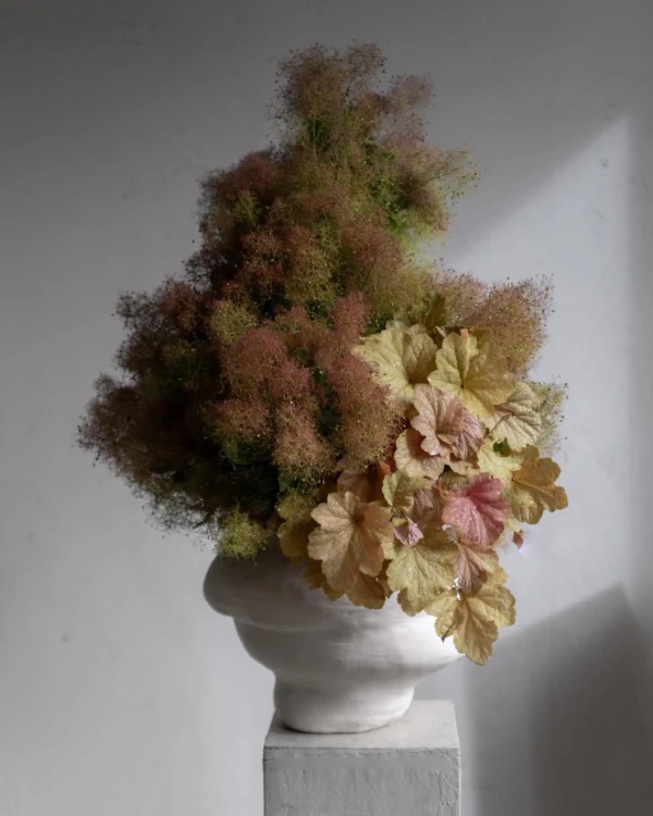 10 Flower Varieties Trending for 2025 Weddings