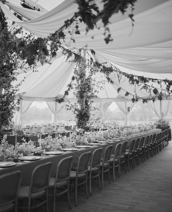 <a href="https://www.instagram.com/p/DQFDJVHE1Sl/">Natalie Hewitt Events</a>, Photography: <a href="https://www.instagram.com/benjaminwheeler/">Benjamin Wheeler</a>