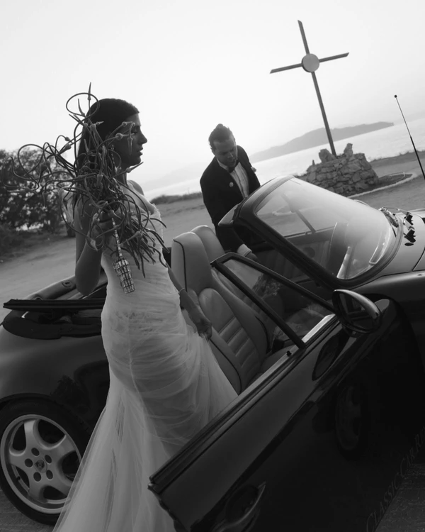 A Four-Day Fuchsia-Filled Seaside Wedding in Crete