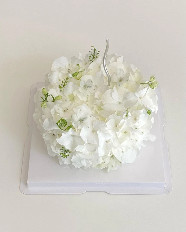 30 Creative Wedding Cake Ideas