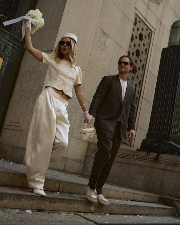 Pillbox Hats Are Back, and They’re the Bridal Accessory of the Moment — photo 2
