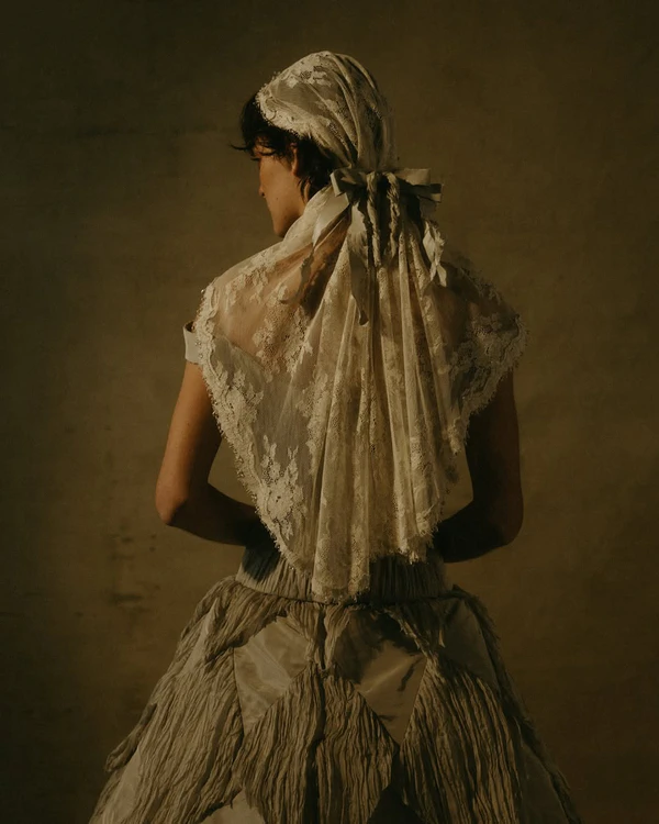 The Boho Revival: 40 Bohemian Wedding Dresses & Accessories for the Modern Bride