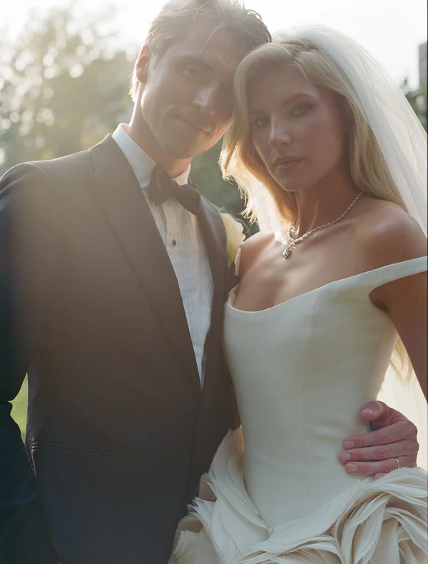 <a href="https://www.instagram.com/p/Db3-GJLGS7C/?img_index=1">Acquired Style</a>, Photography: <a href="https://www.instagram.com/lauragordon/?hl=en">Laura Gordon</a>