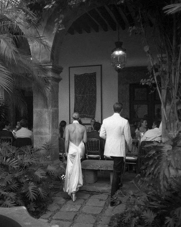 Wedding Ceremony vs. Wedding Reception: 6 Key Differences
