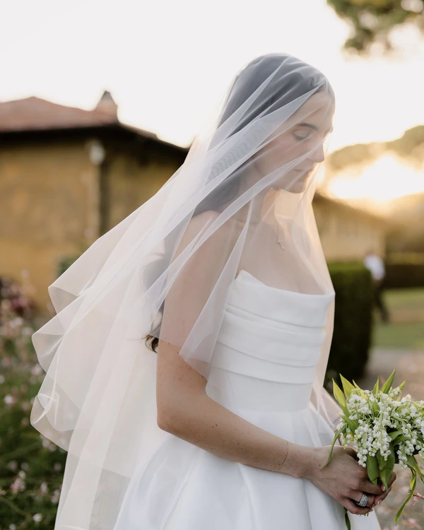 A Classic & Elegant Celebration Amongst an Italian Garden Villa